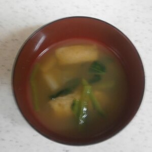 油揚げ・小松菜の味噌汁